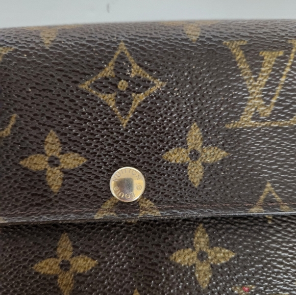 Louis Vuitton monogram Sarah wallet with LV shopping bag - Picture 4 of 10